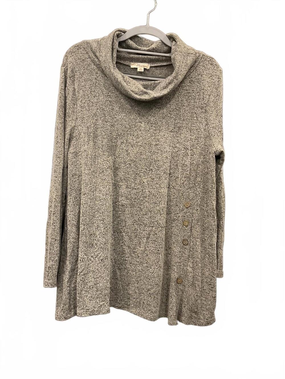 Misia Womens Gray Long Sleeve Blouse Size XL missing a decorative button